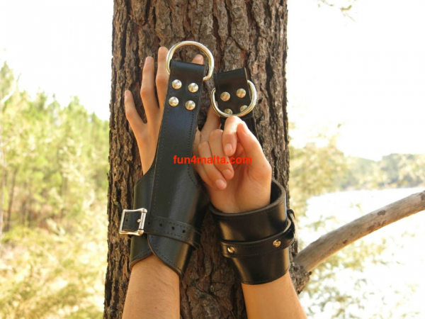 Lovely Thinkings Suspension Cuffs