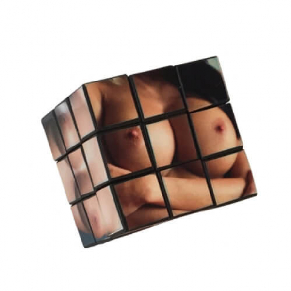 Boob Cube 3-D